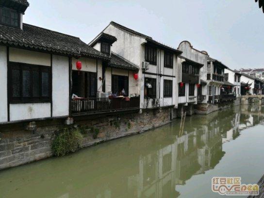 想给爱拍照的女朋友买一台手机，有推荐的吗？游戏画面