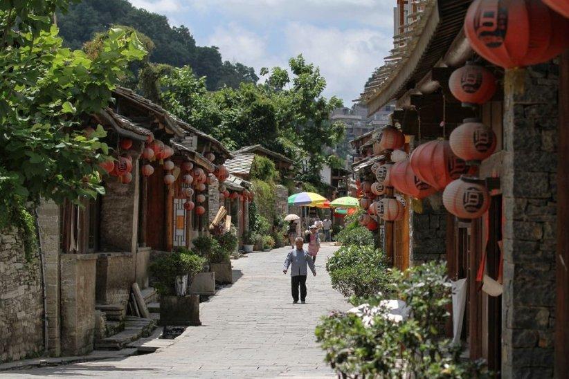 每体：客战贝蒂斯和毕包，将决定巴萨和哈维本赛季前景